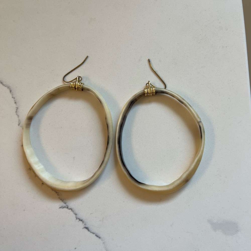 Beljoy Horn Hoop Earrings